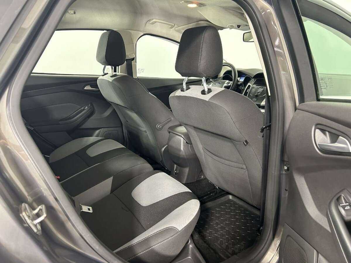 Ford Focus с пробегом — 2014 год. Фото: #15