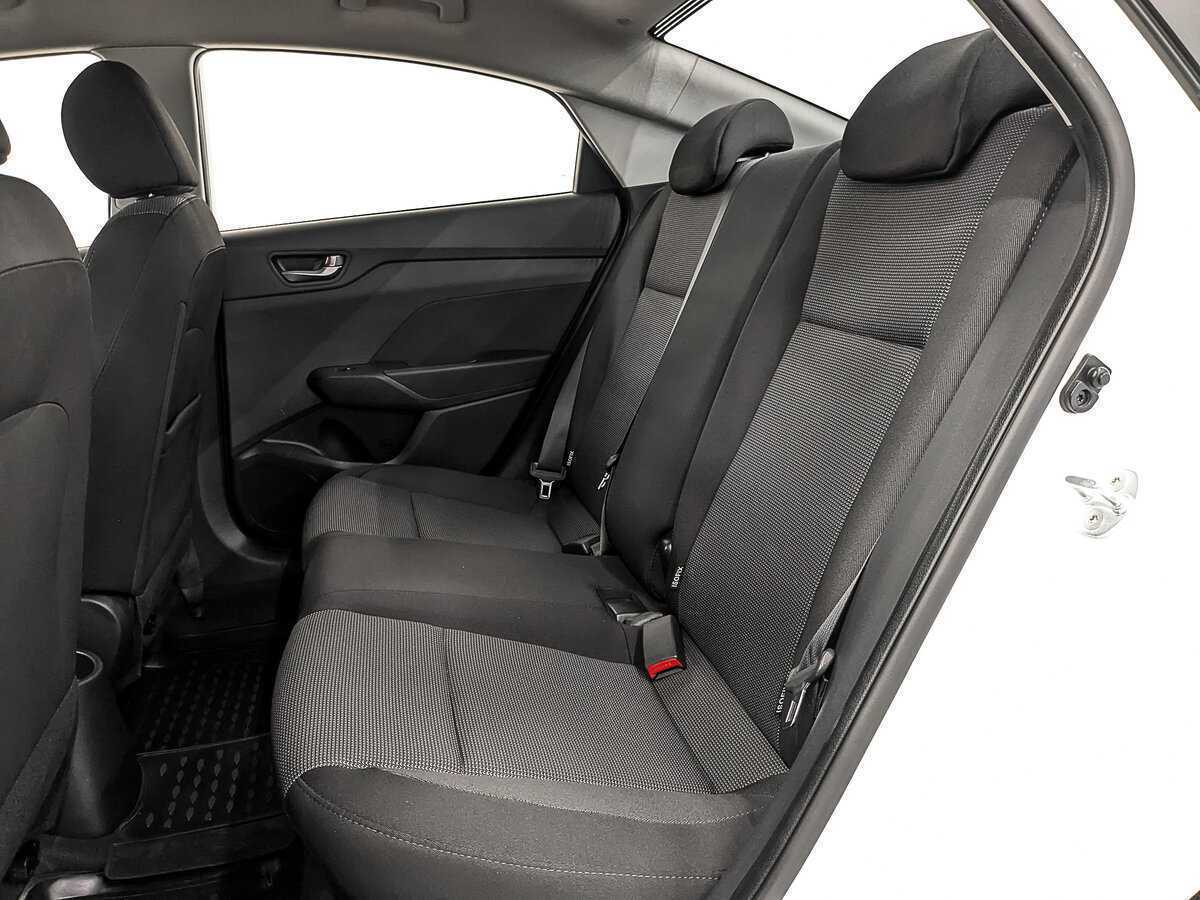 Hyundai Solaris с пробегом — 2019 год. Фото: #15