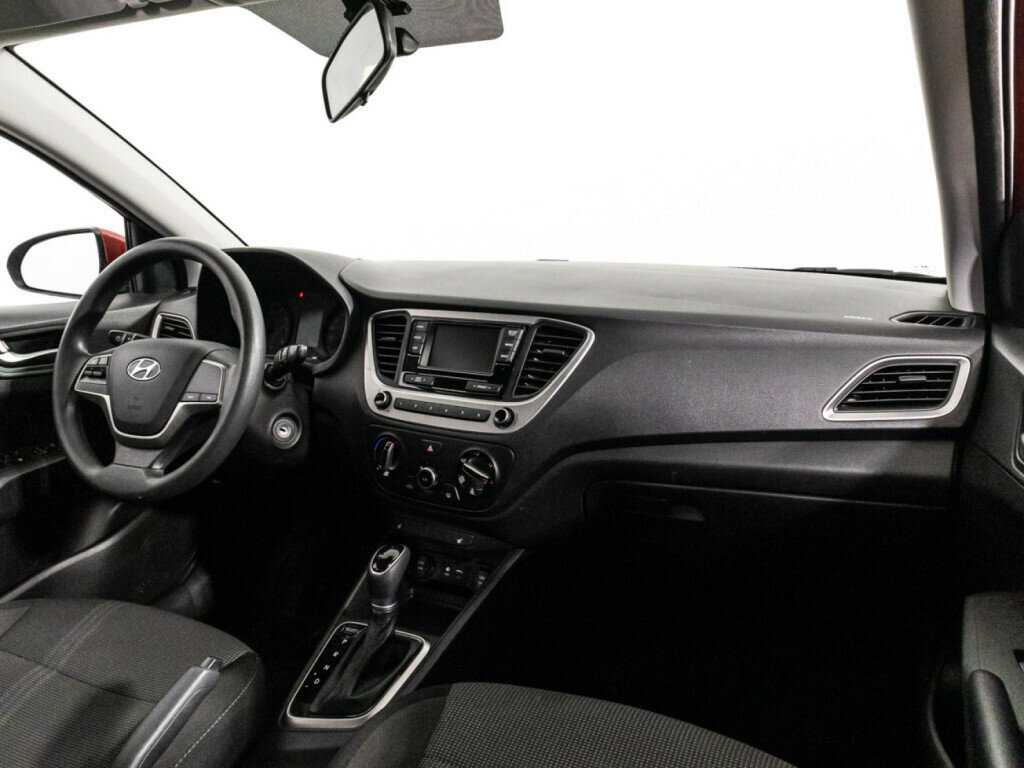 Hyundai Solaris с пробегом — 2019 год. Фото: #8