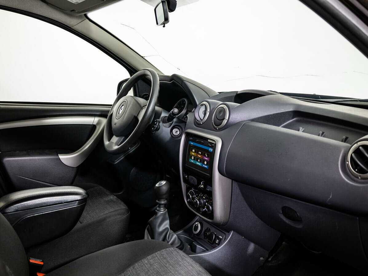 Renault Duster с пробегом — 2015 год. Фото: #7