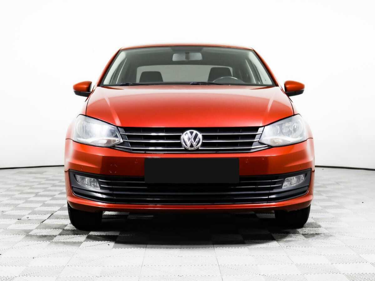 Volkswagen Polo с пробегом — 2015 год. Фото: #1