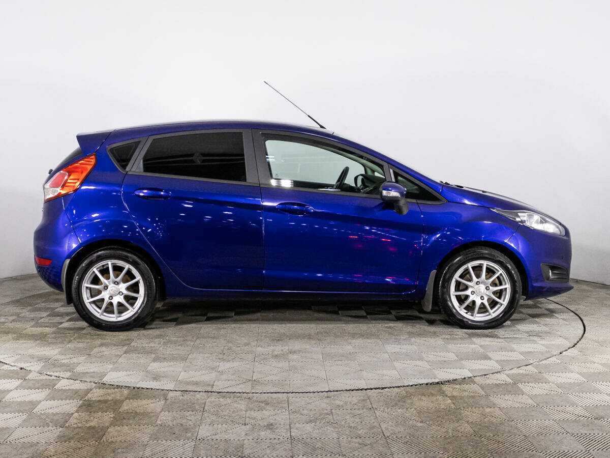 Ford Fiesta с пробегом — 2016 год. Фото: #3