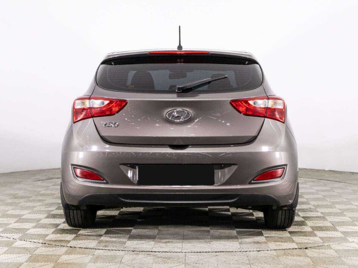 Hyundai i30 с пробегом — 2013 год. Фото: #5