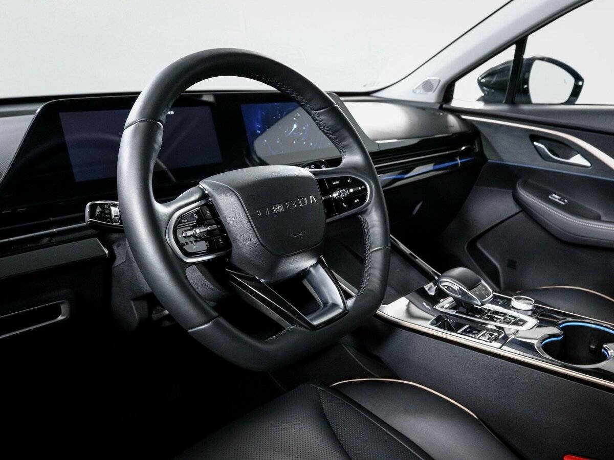 OMODA C5 с пробегом — 2023 год. Фото: #11