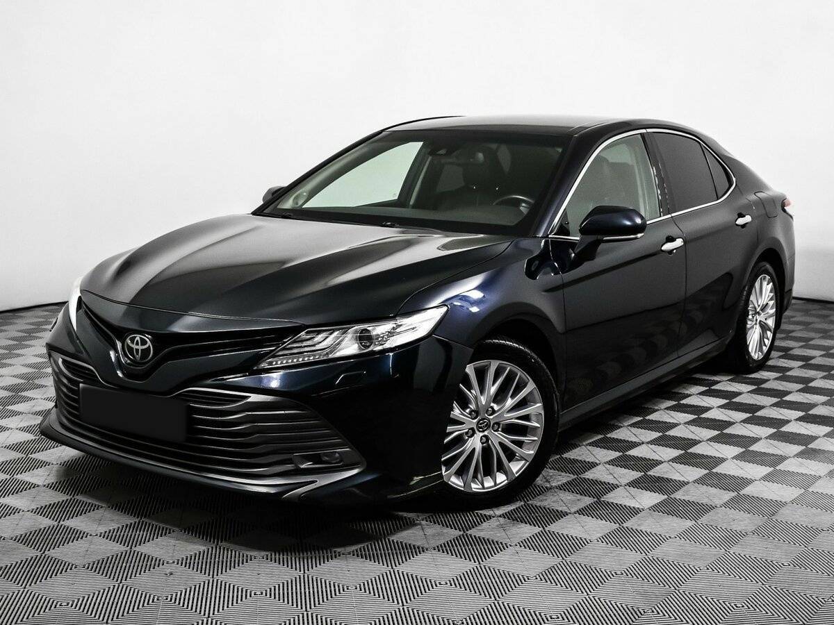 Toyota Camry с пробегом — 2019 год. Посмотреть фото