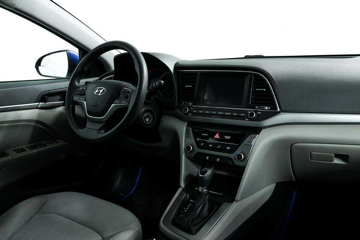 Hyundai Elantra с пробегом — 2016 год. Фото: #8