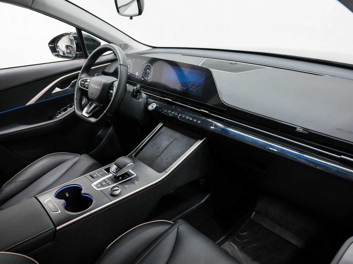 OMODA C5 с пробегом — 2023 год. Фото: #8