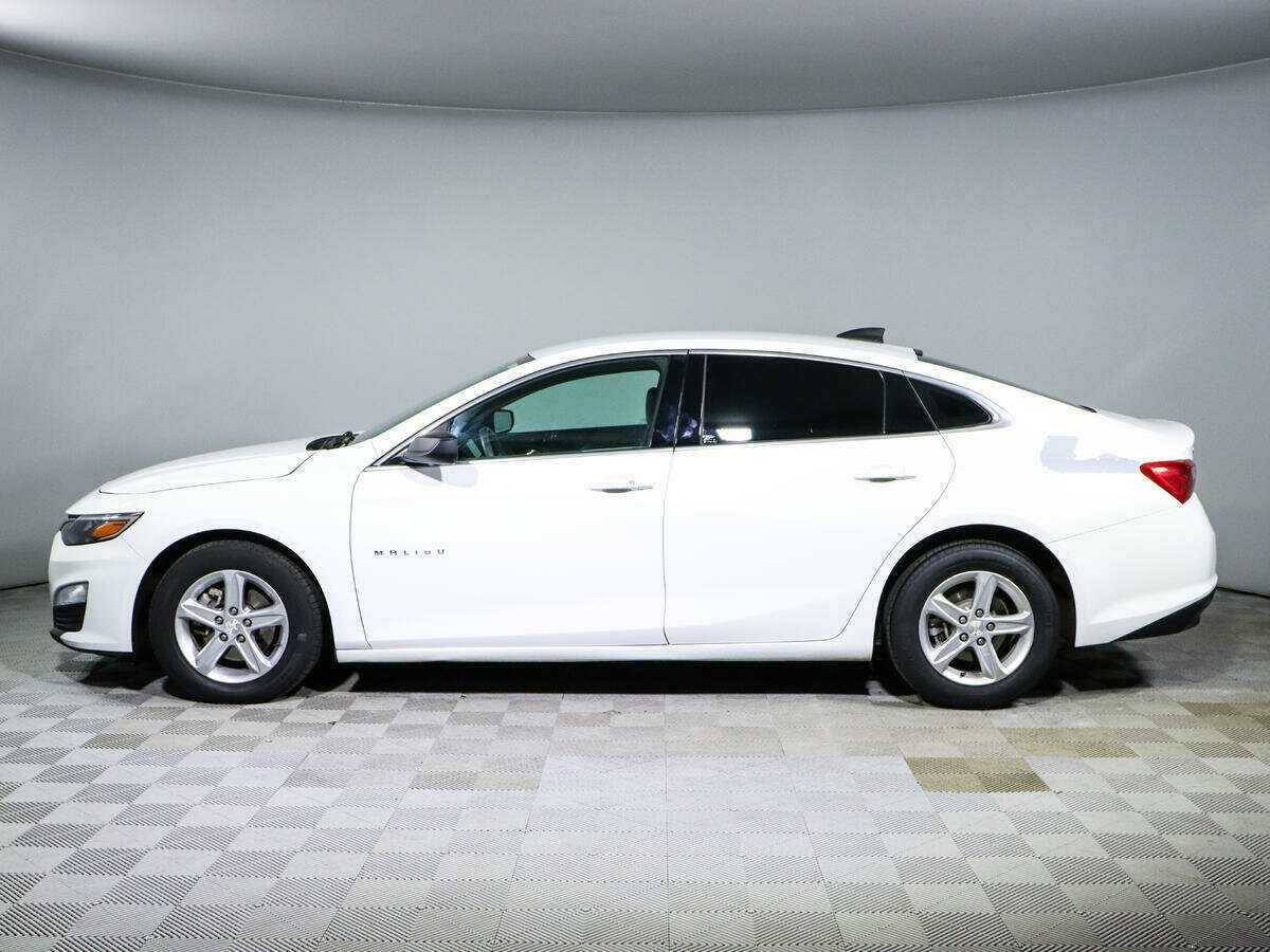 Chevrolet Malibu с пробегом — 2019 год. Фото: #7