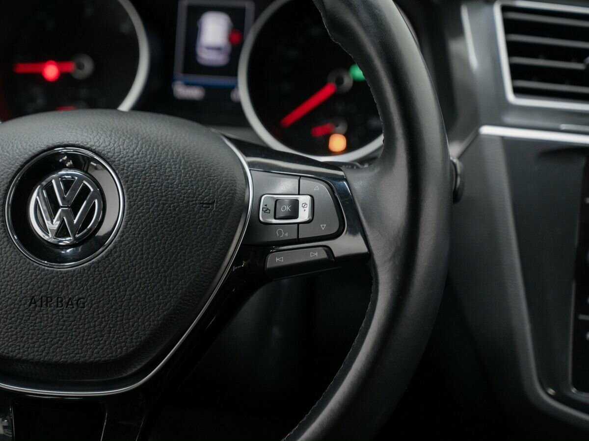 Volkswagen Tiguan с пробегом — 2018 год. Фото: #13
