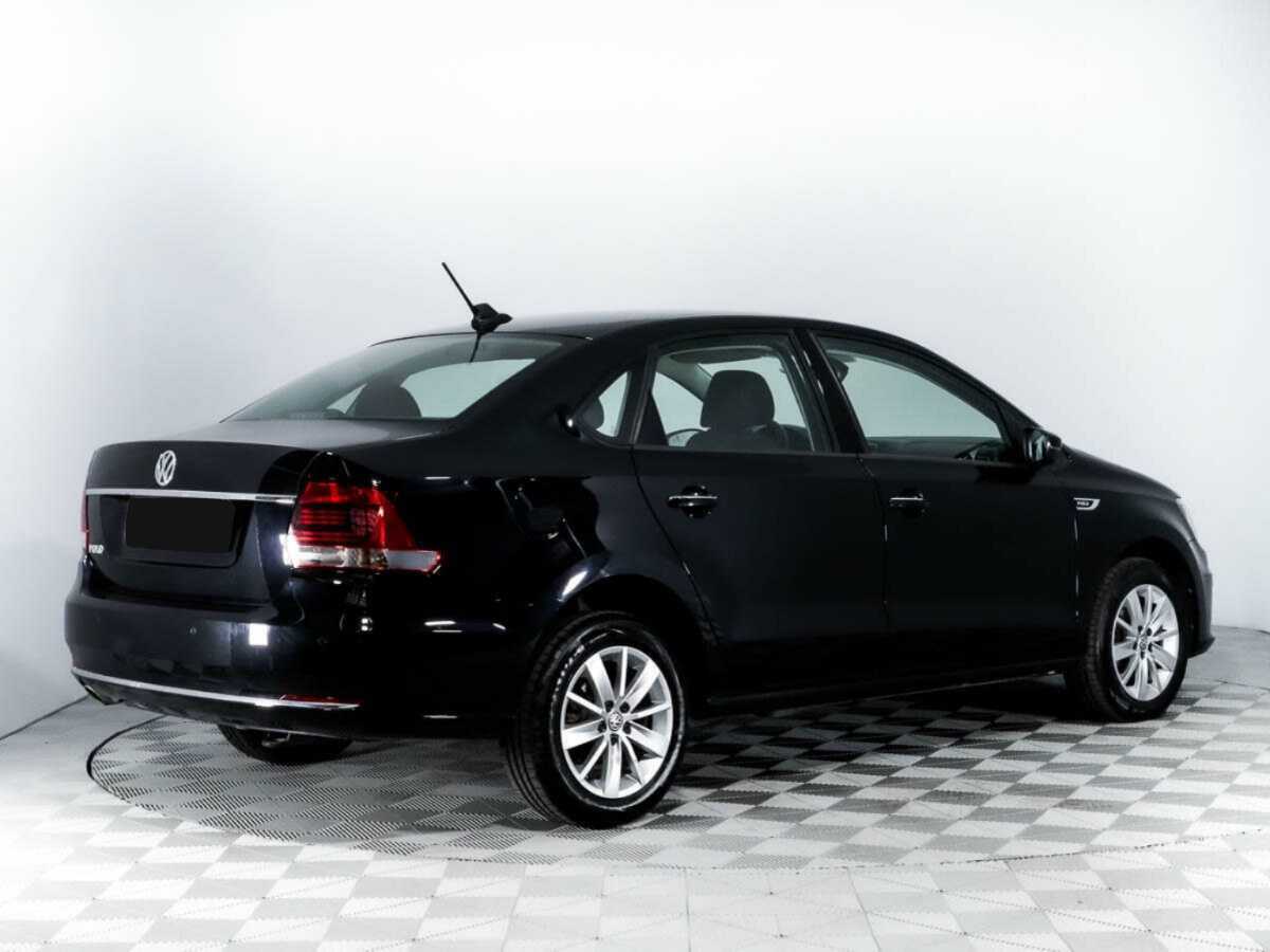 Volkswagen Polo с пробегом — 2017 год. Фото: #4