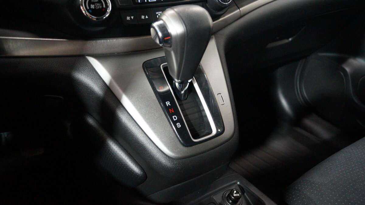 Honda CR-V с пробегом — 2013 год. Фото: #17