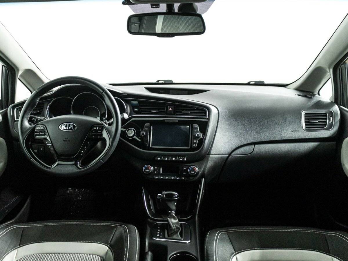Kia Ceed с пробегом — 2017 год. Фото: #11