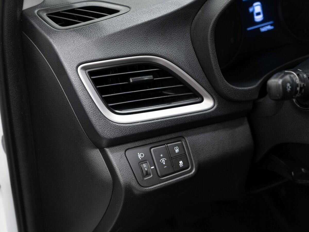 Hyundai Solaris с пробегом — 2018 год. Фото: #20