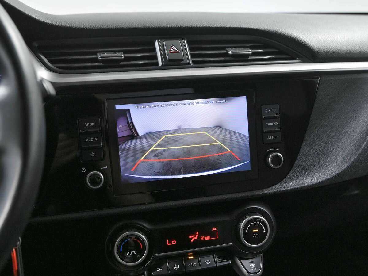 Kia Rio с пробегом — 2020 год. Фото: #11