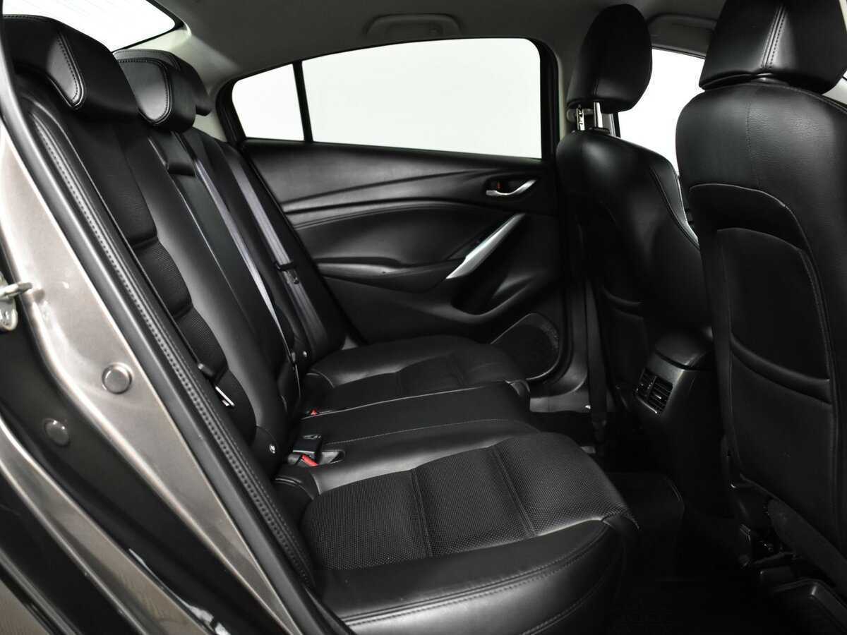 Mazda 6 с пробегом — 2017 год. Фото: #9
