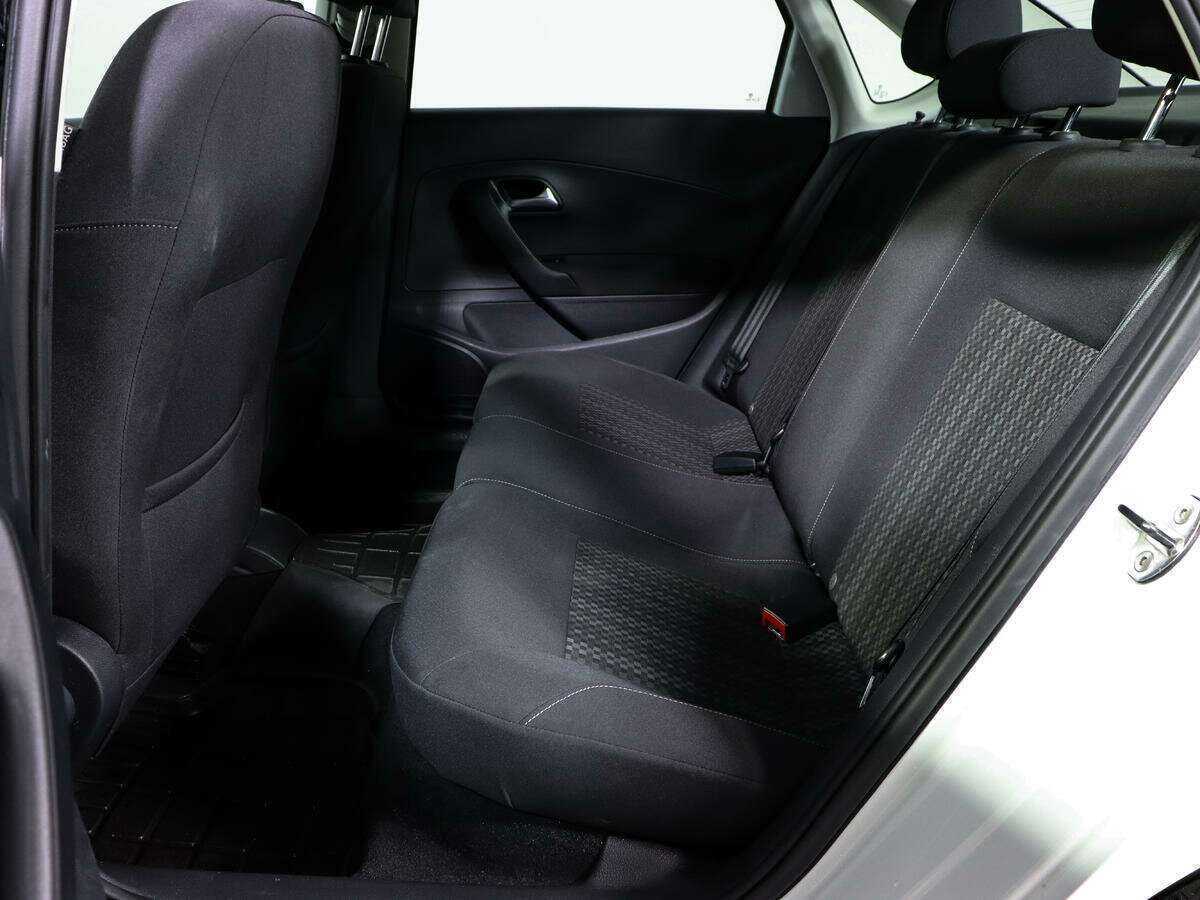 Volkswagen Polo с пробегом — 2019 год. Фото: #8