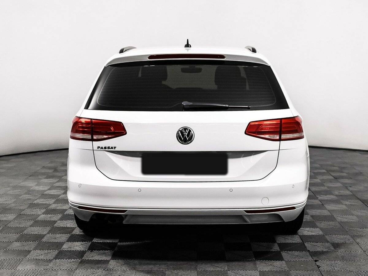 Volkswagen Passat с пробегом — 2018 год. Фото: #5
