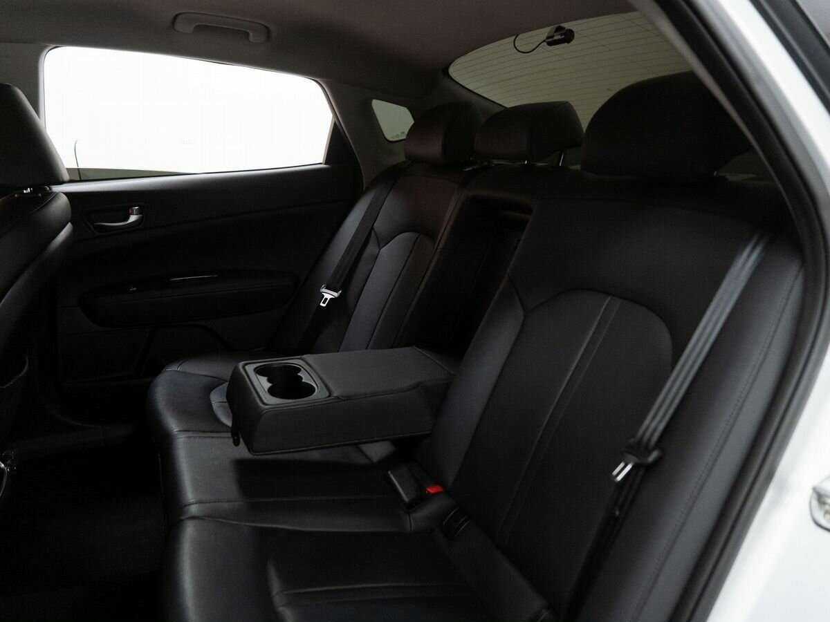 Kia K5 с пробегом — 2017 год. Фото: #5