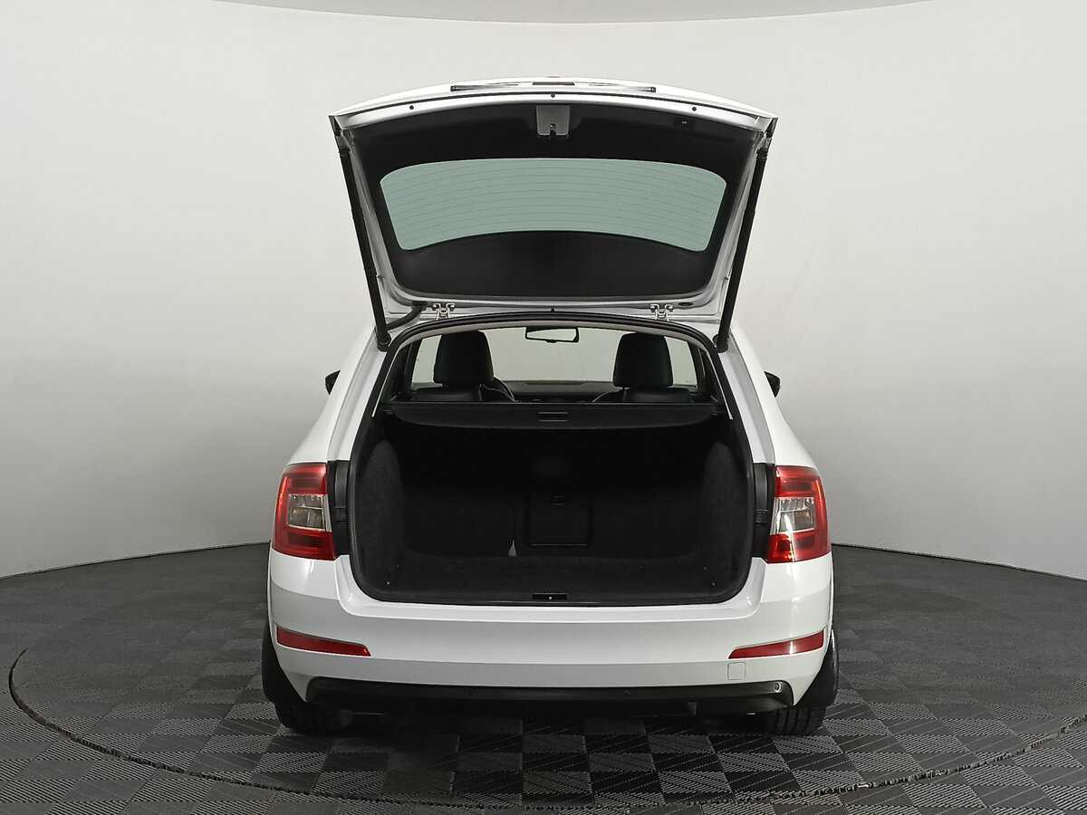 Skoda Octavia с пробегом — 2015 год. Фото: #9