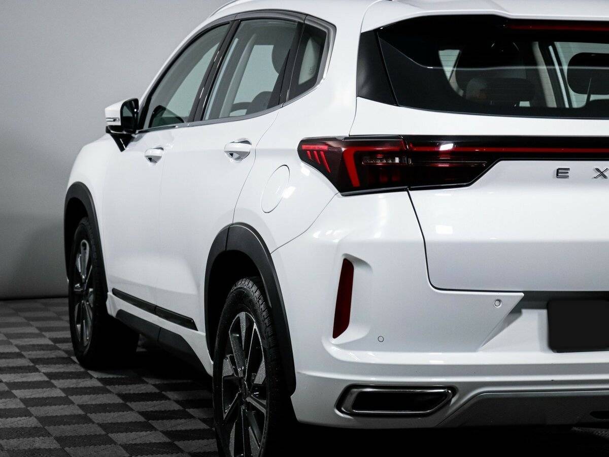 EXEED LX с пробегом — 2023 год. Фото: #17