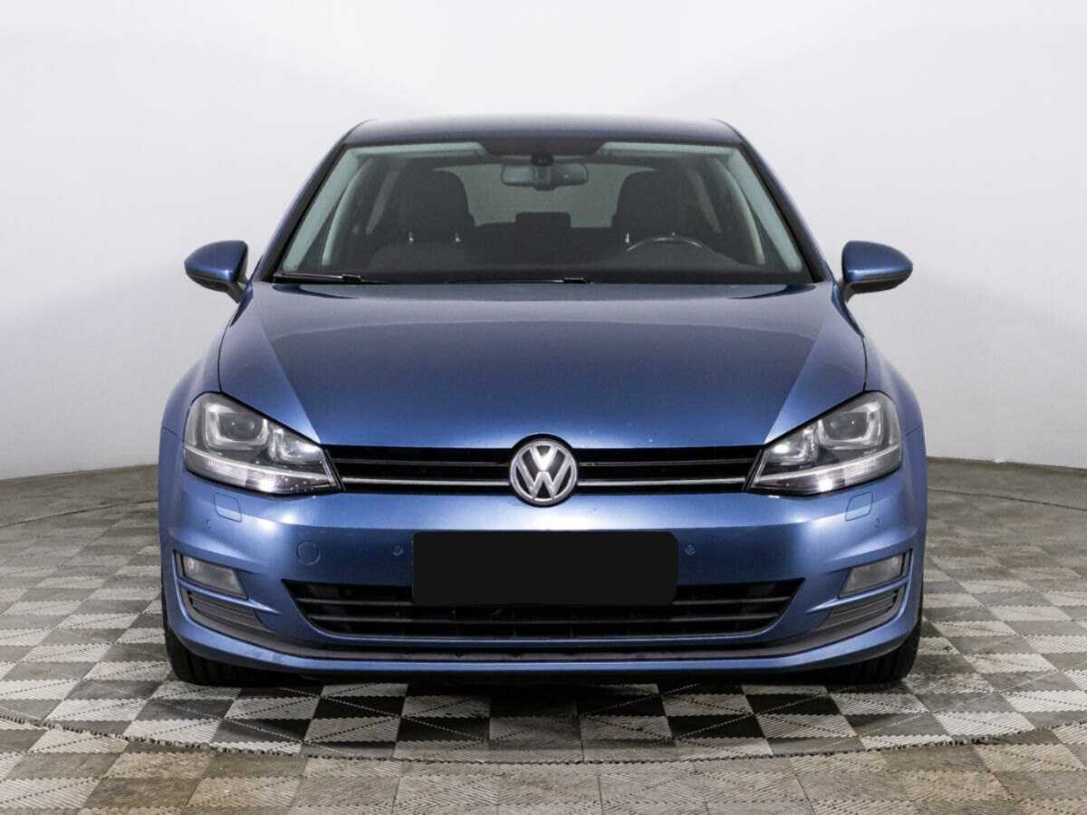 Volkswagen Golf с пробегом — 2012 год. Фото: #1