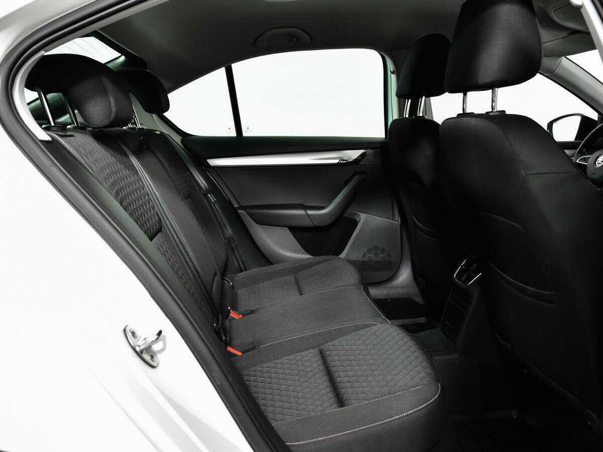 Skoda Octavia с пробегом — 2016 год. Фото: #9
