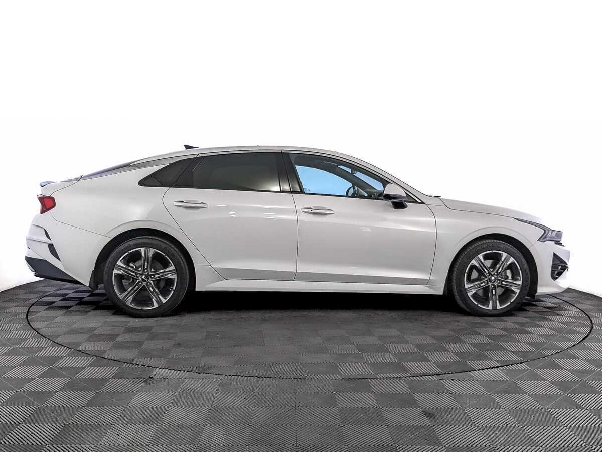 Kia K5 с пробегом — 2021 год. Фото: #3