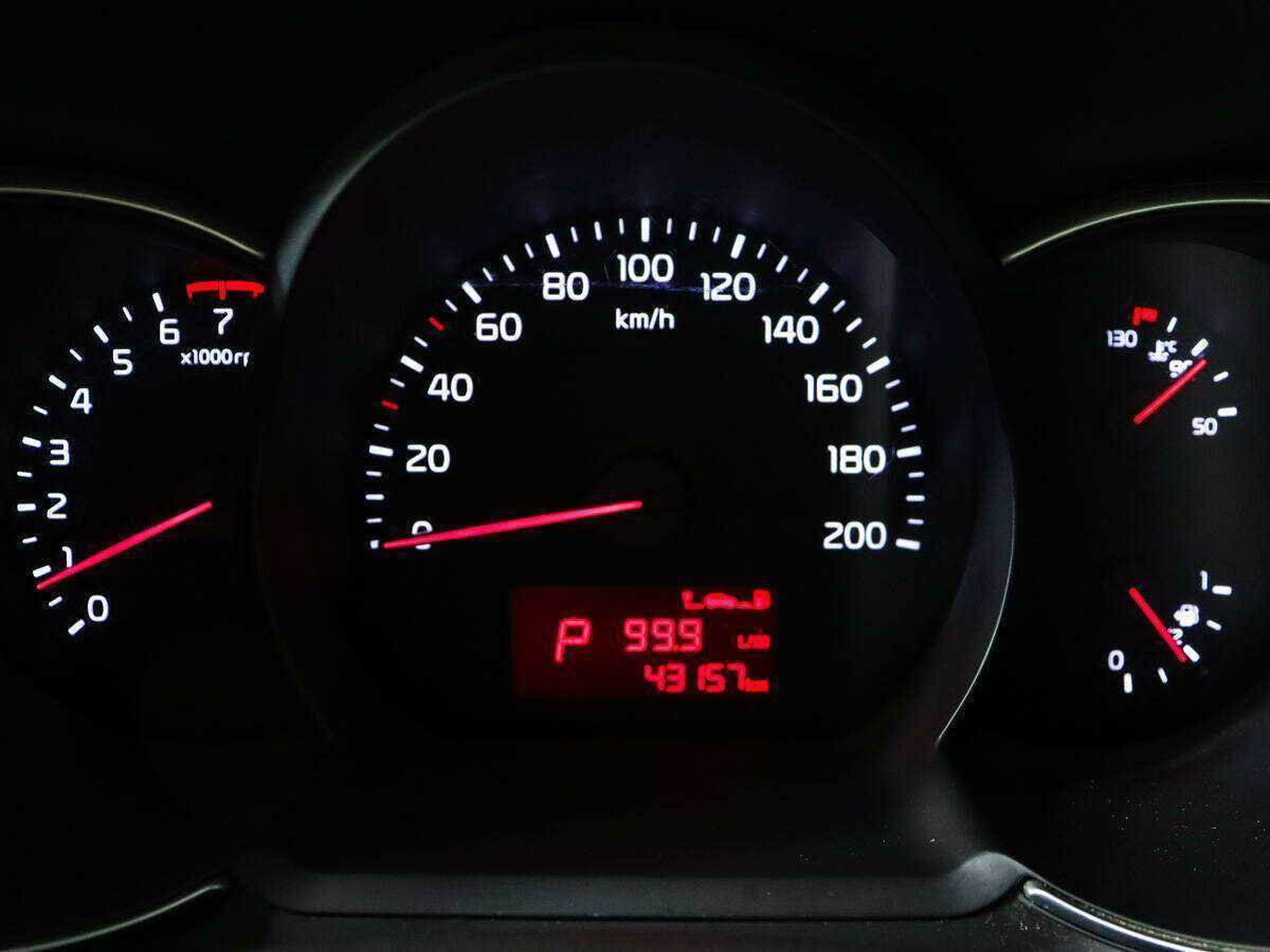 Kia Picanto с пробегом — 2015 год. Фото: #10