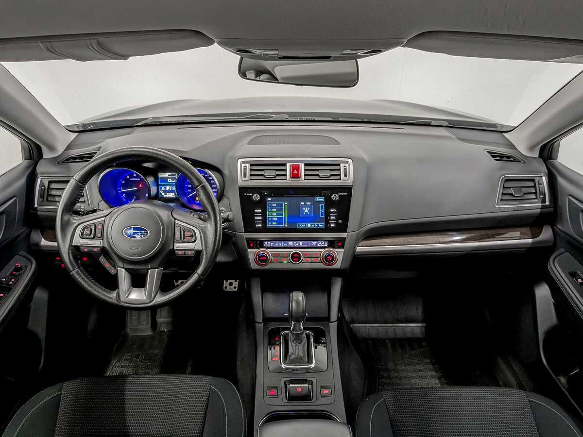 Subaru Outback с пробегом — 2015 год. Фото: #13