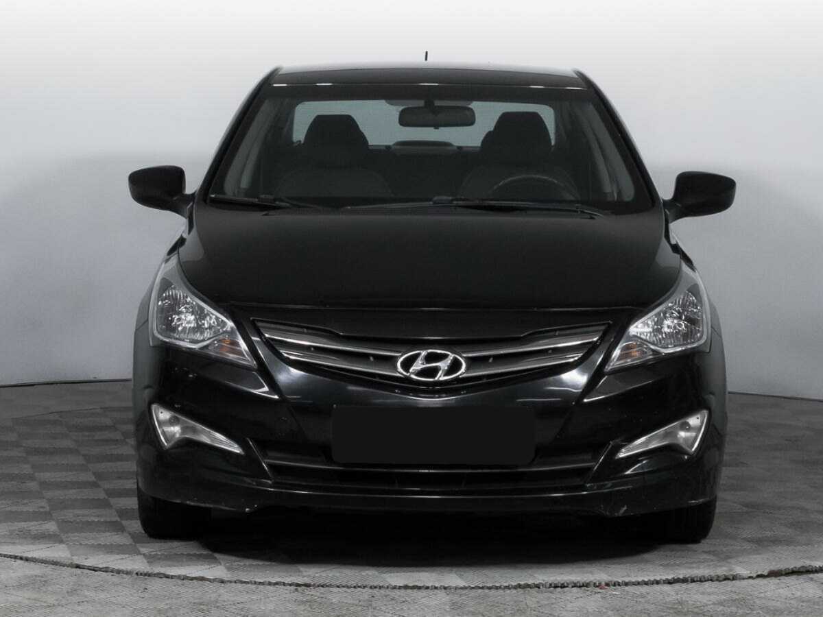 Hyundai Solaris с пробегом — 2016 год. Фото: #1