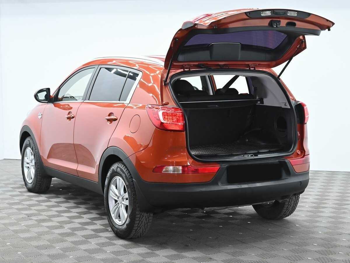 Kia Sportage с пробегом — 2012 год. Фото: #4