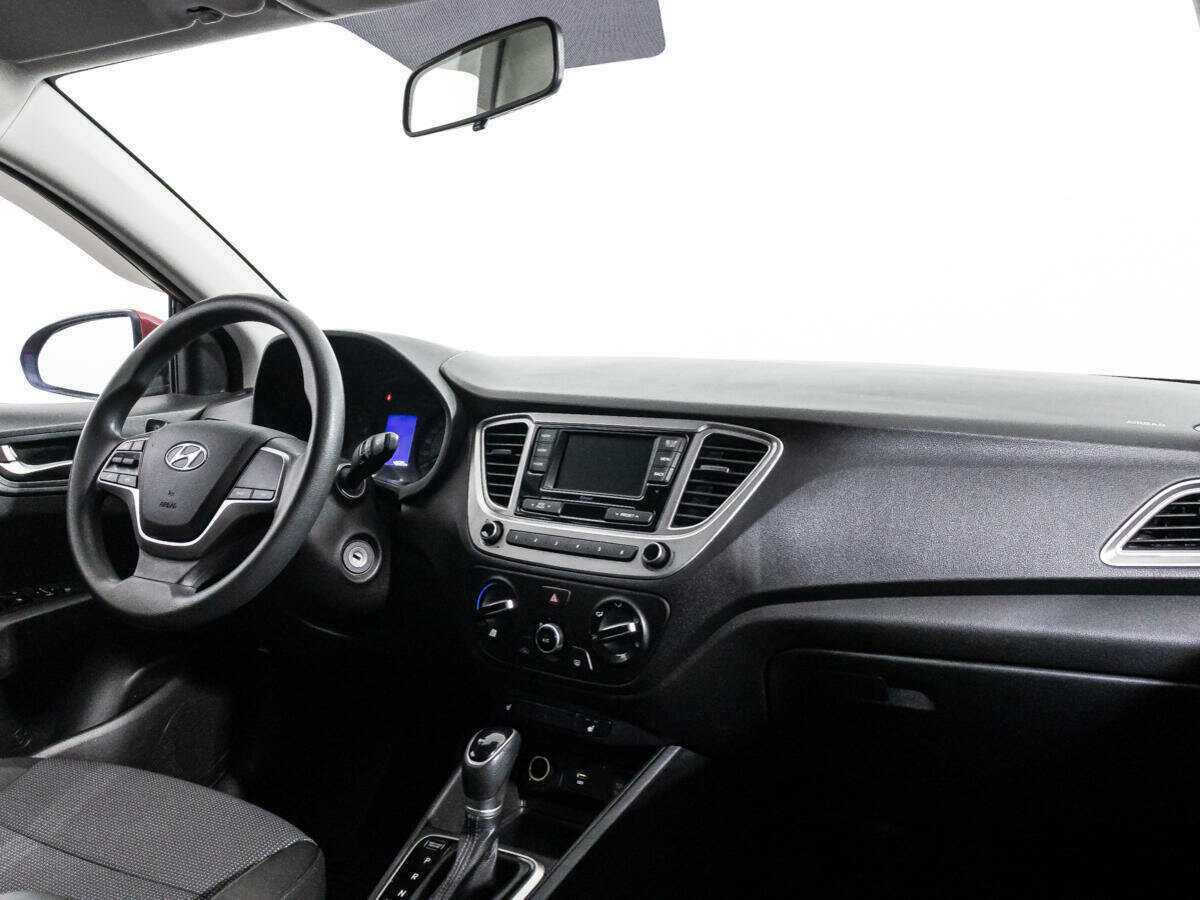 Hyundai Solaris с пробегом — 2021 год. Фото: #8