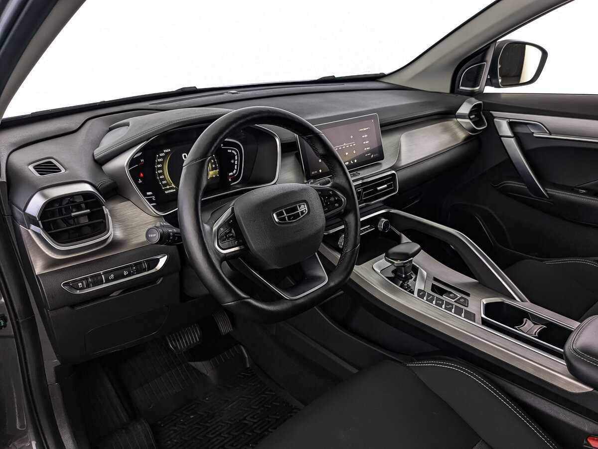 Geely Coolray с пробегом — 2023 год. Фото: #14