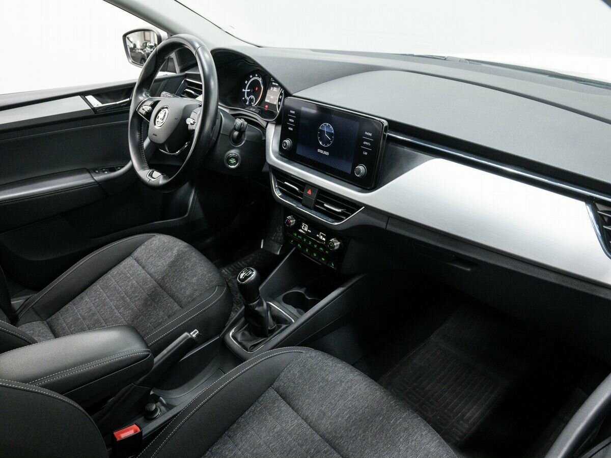 Skoda Rapid с пробегом — 2020 год. Фото: #6