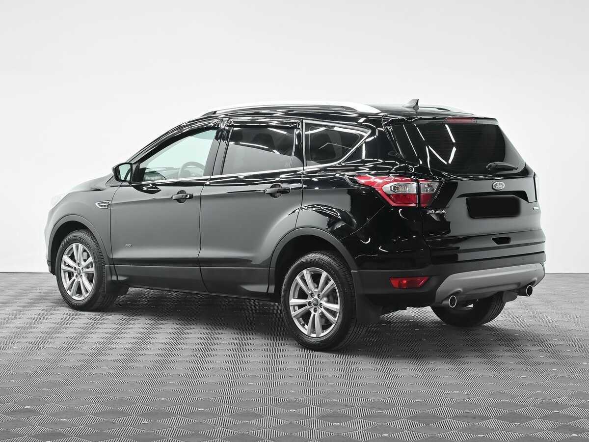Ford Kuga с пробегом — 2017 год. Фото: #2