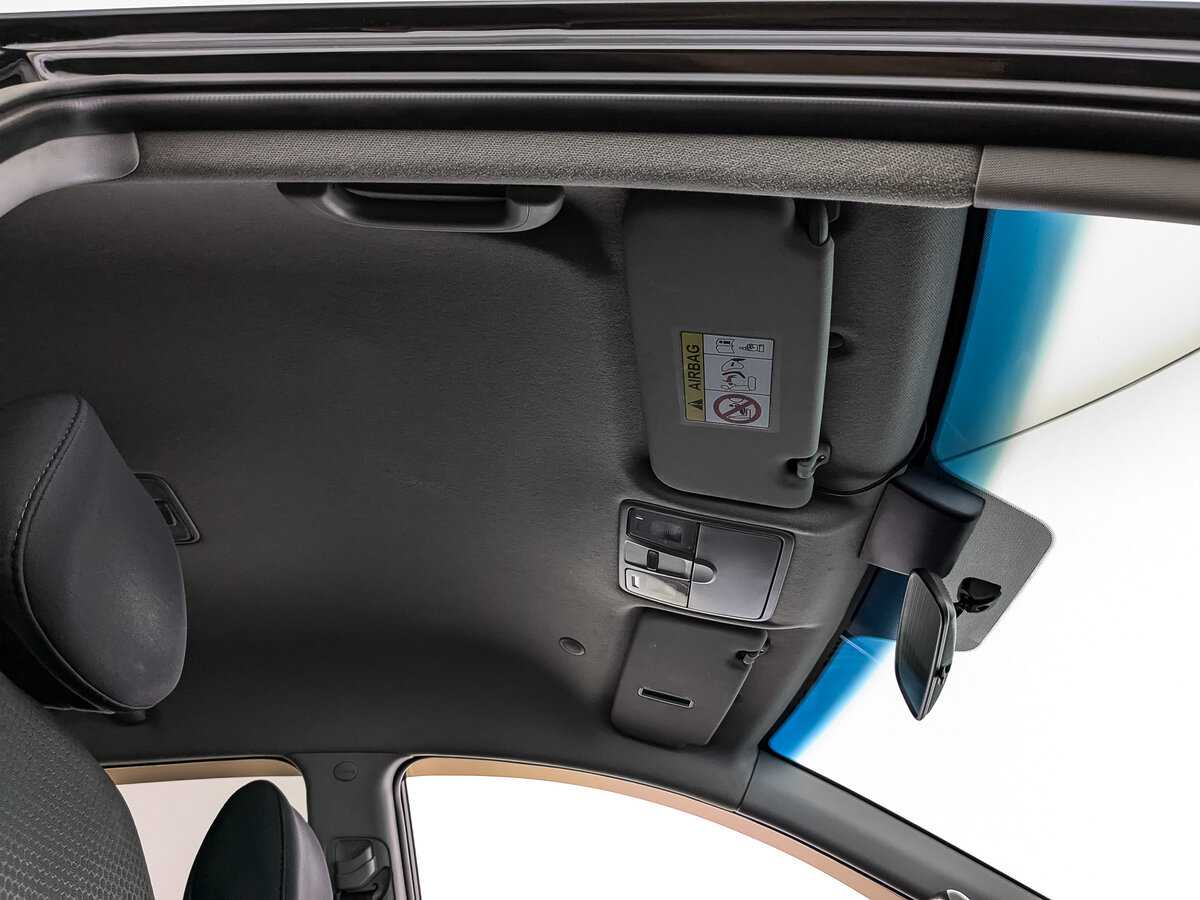 Hyundai Solaris с пробегом — 2015 год. Фото: #17