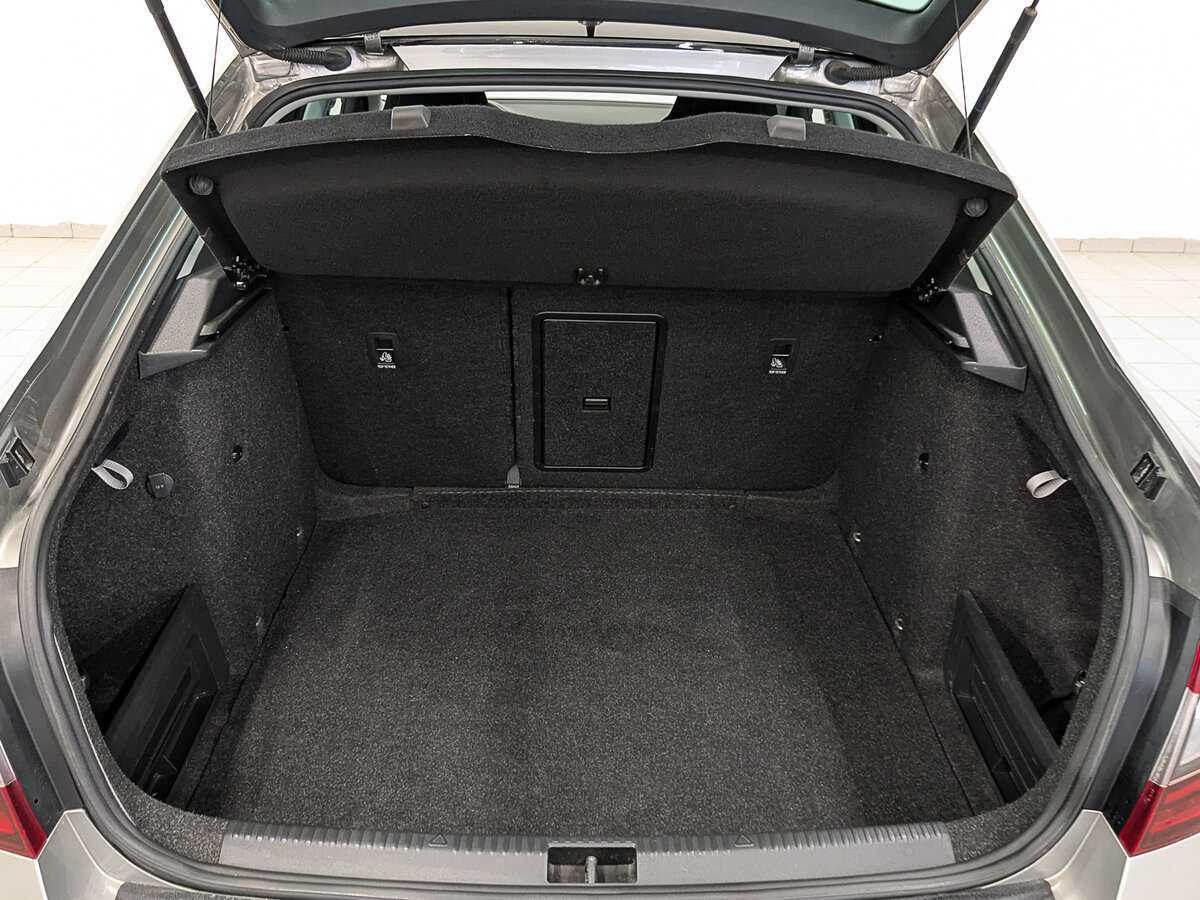 Skoda Octavia с пробегом — 2019 год. Фото: #9
