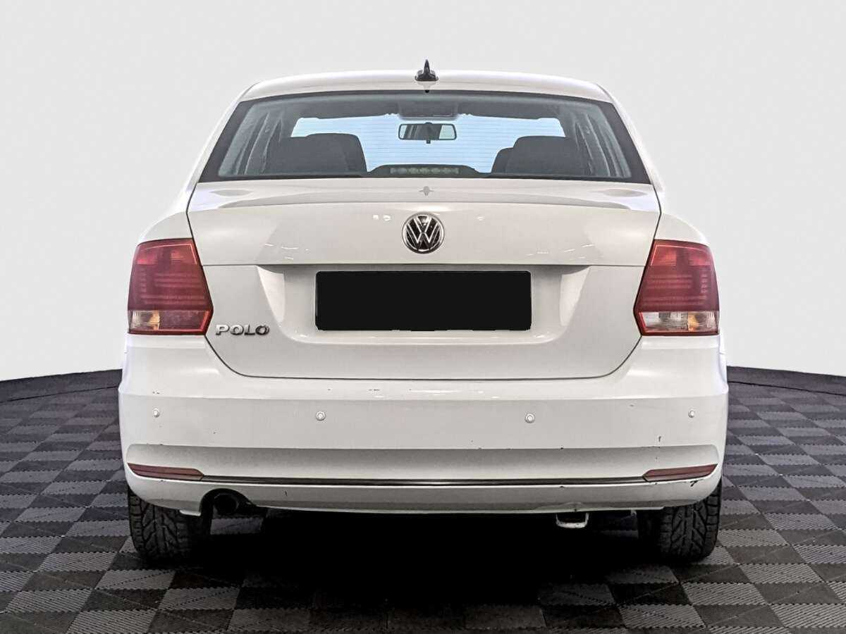 Volkswagen Polo с пробегом — 2018 год. Фото: #5