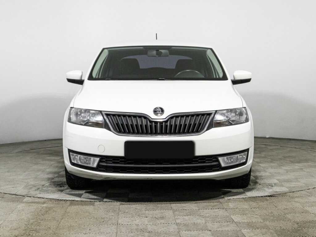 Skoda Rapid с пробегом — 2016 год. Фото: #1