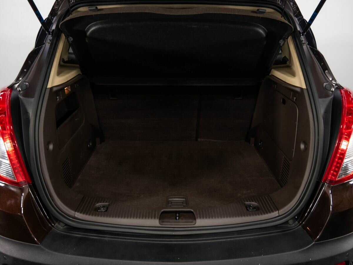 Opel Mokka с пробегом — 2013 год. Фото: #20