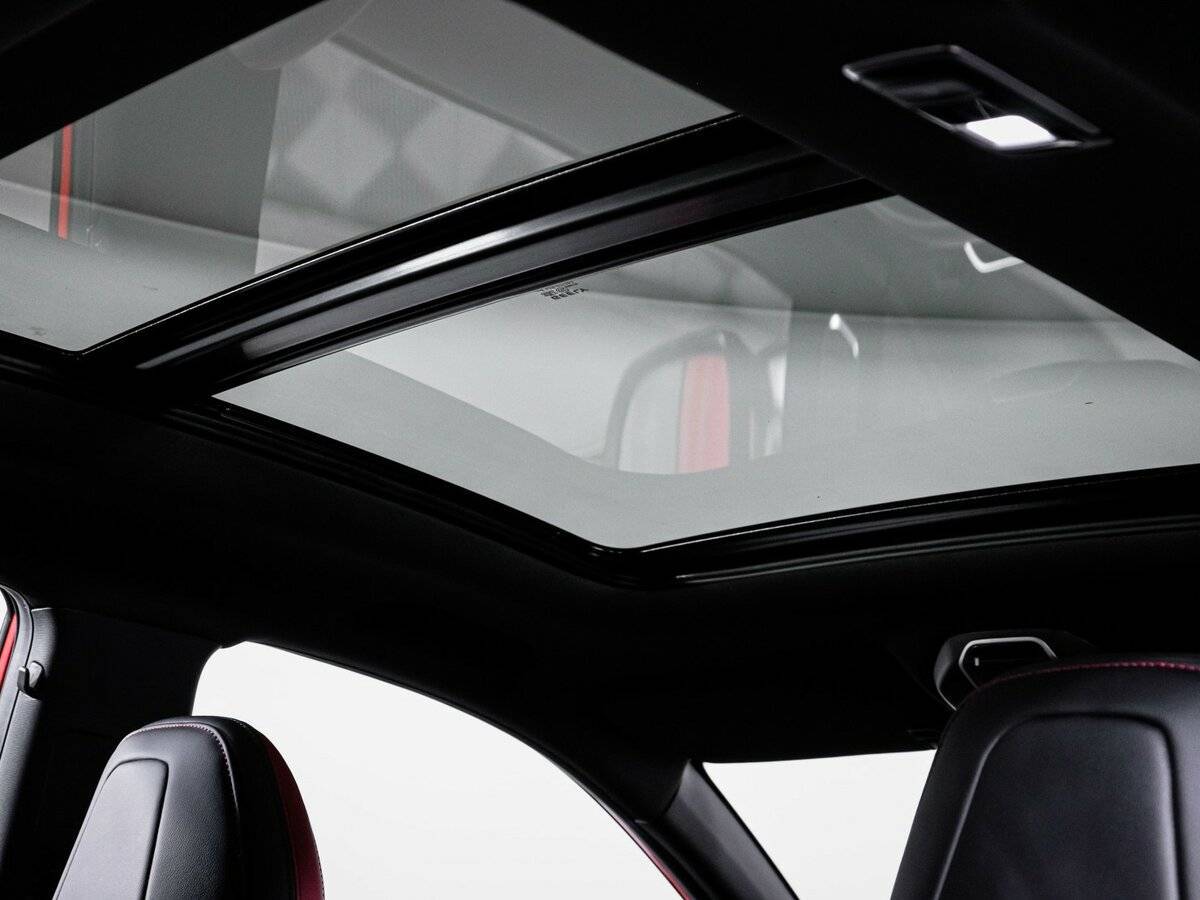 Geely Coolray с пробегом — 2024 год. Фото: #20