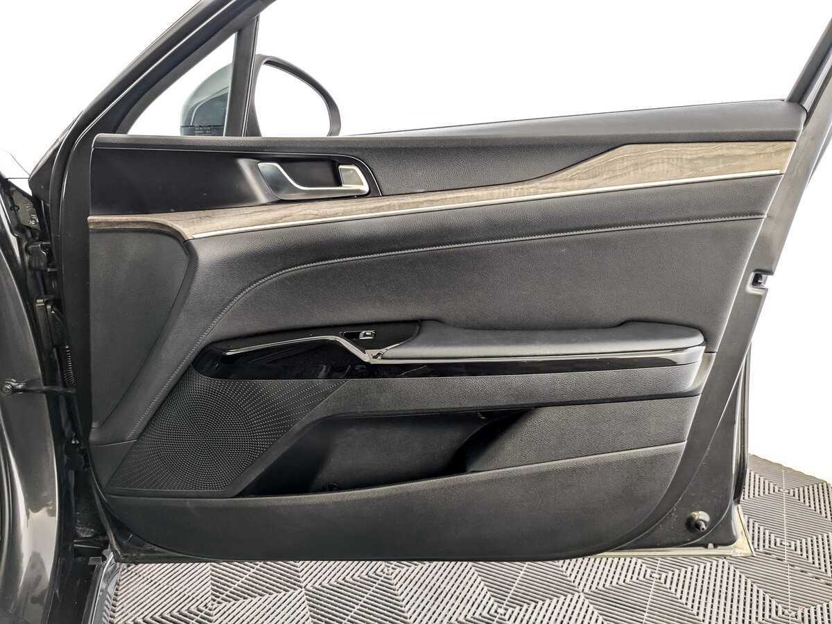 Kia K5 с пробегом — 2020 год. Фото: #20