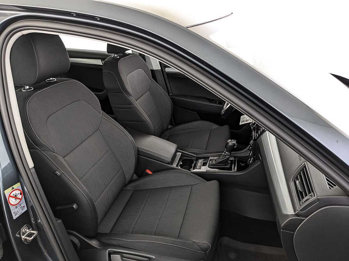 Skoda Superb с пробегом — 2019 год. Фото: #21