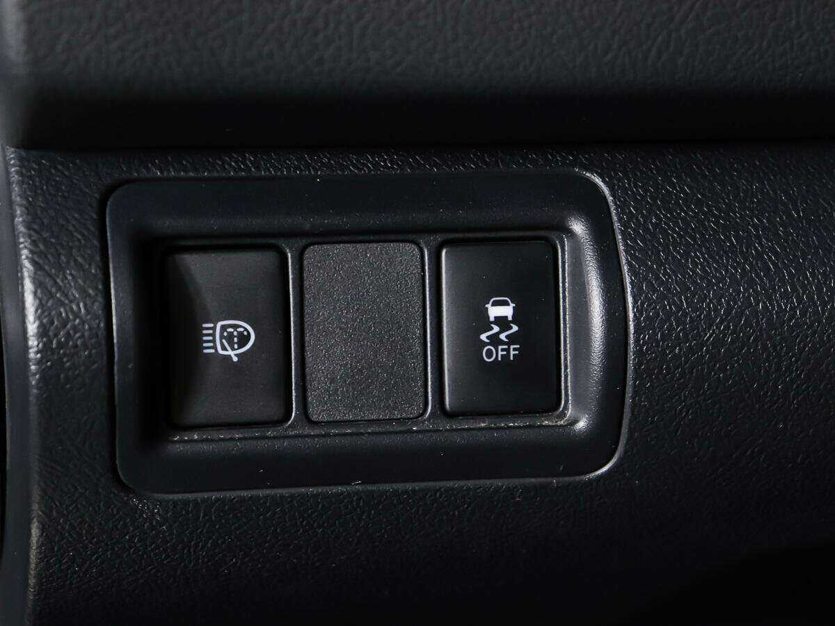 Toyota Camry с пробегом — 2017 год. Фото: #18