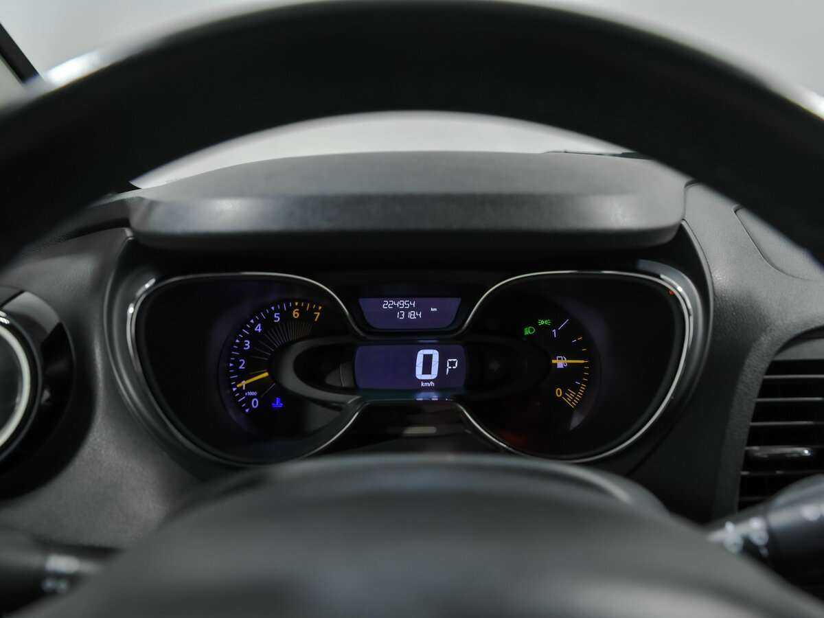 Renault Kaptur с пробегом — 2016 год. Фото: #6