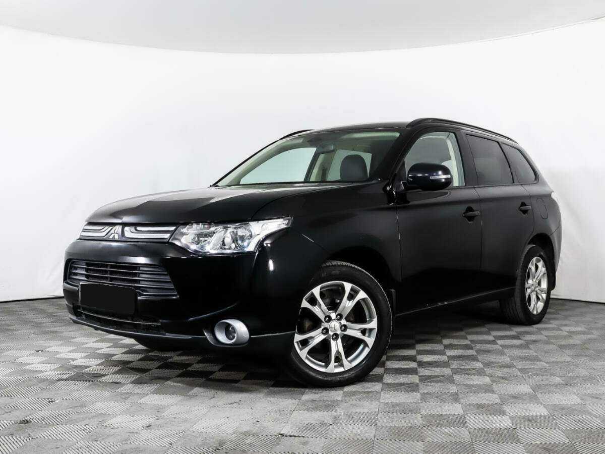 Mitsubishi Outlander с пробегом — 2013 год. Посмотреть фото