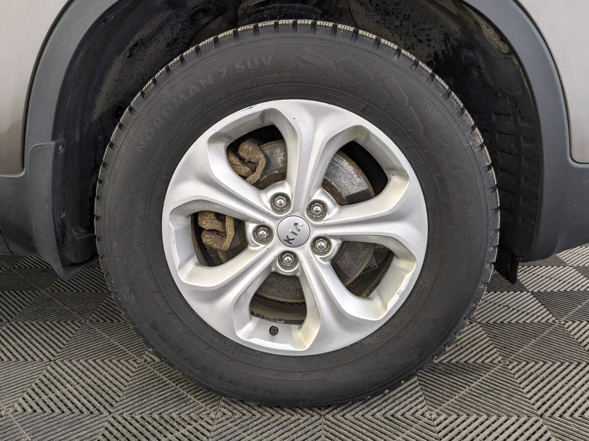 Kia Sorento с пробегом — 2016 год. Фото: #11