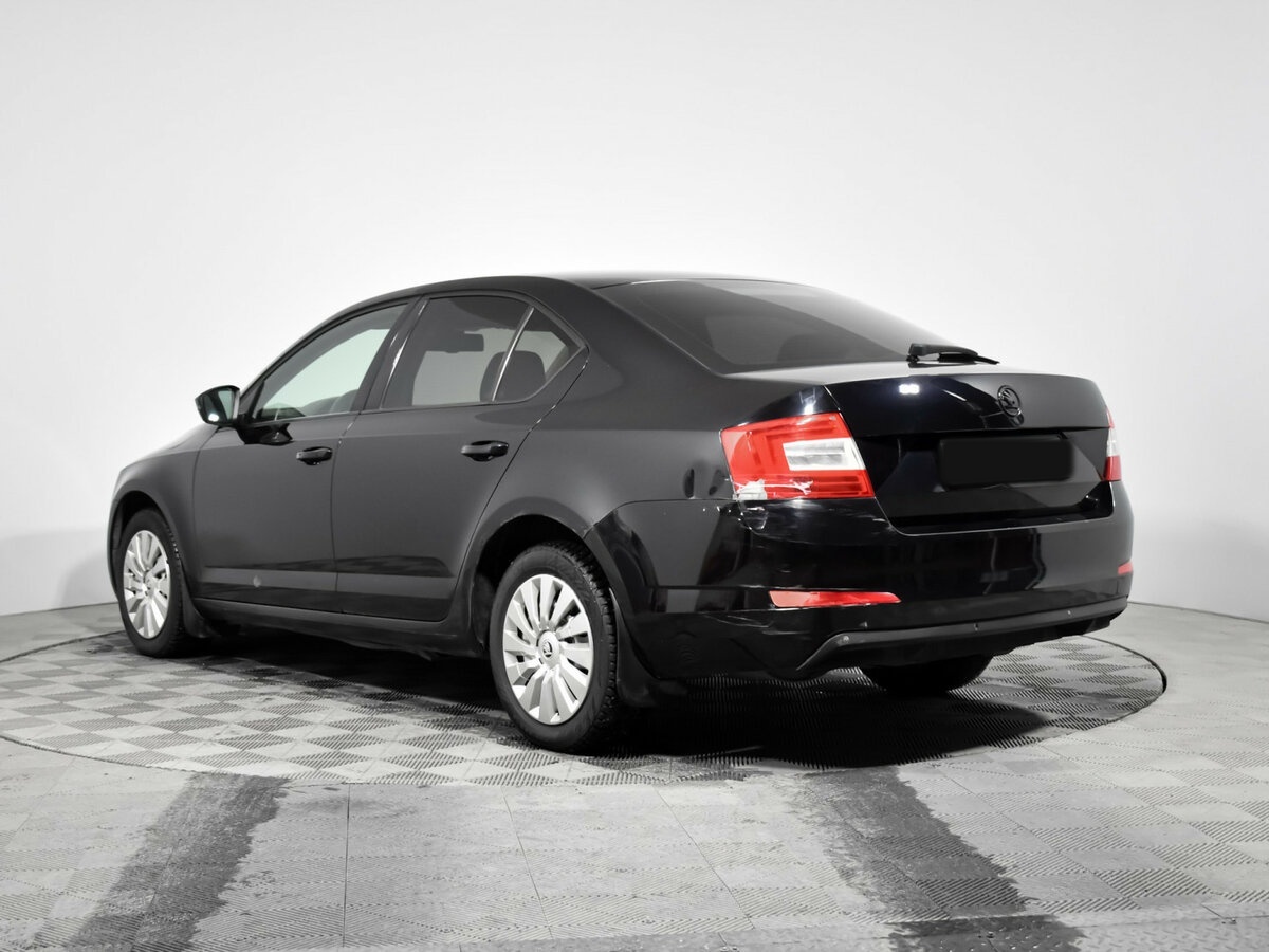 Skoda Octavia с пробегом — 2014 год. Фото: #6