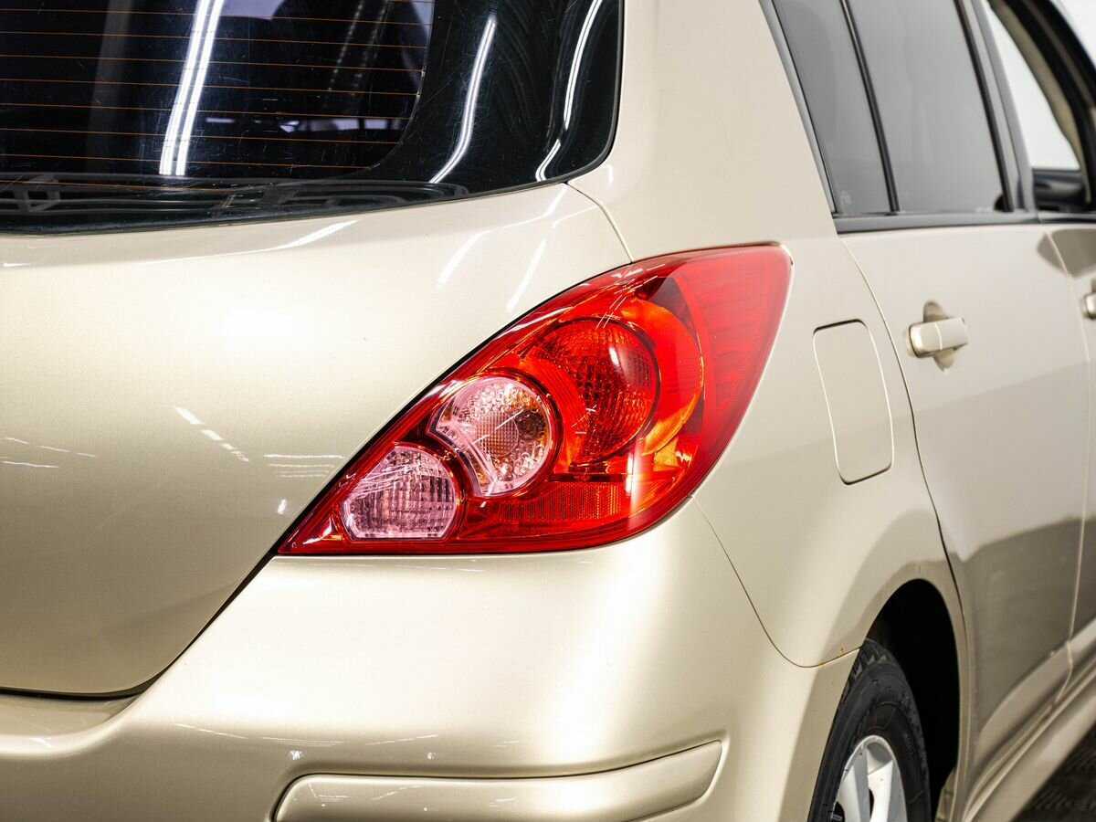 Nissan Tiida с пробегом — 2012 год. Фото: #6