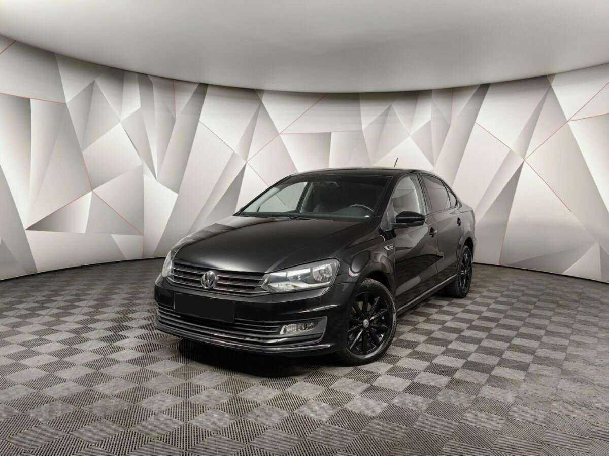 Volkswagen Polo с пробегом — 2018 год. Фото: #0